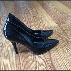 CHARLOTTE RUSSE Shiny Black Stilettos Size 7